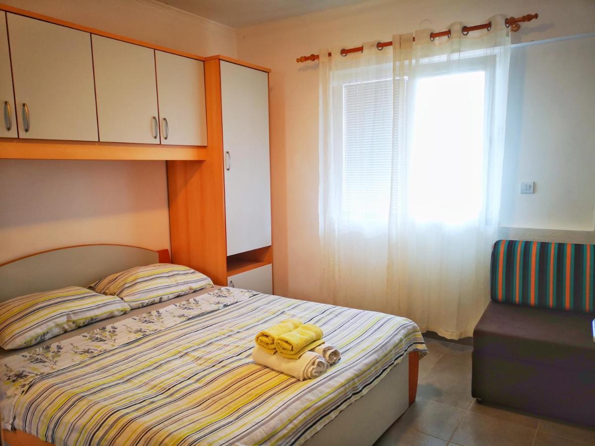 Apartments Venci ビビニェ エクステリア 写真